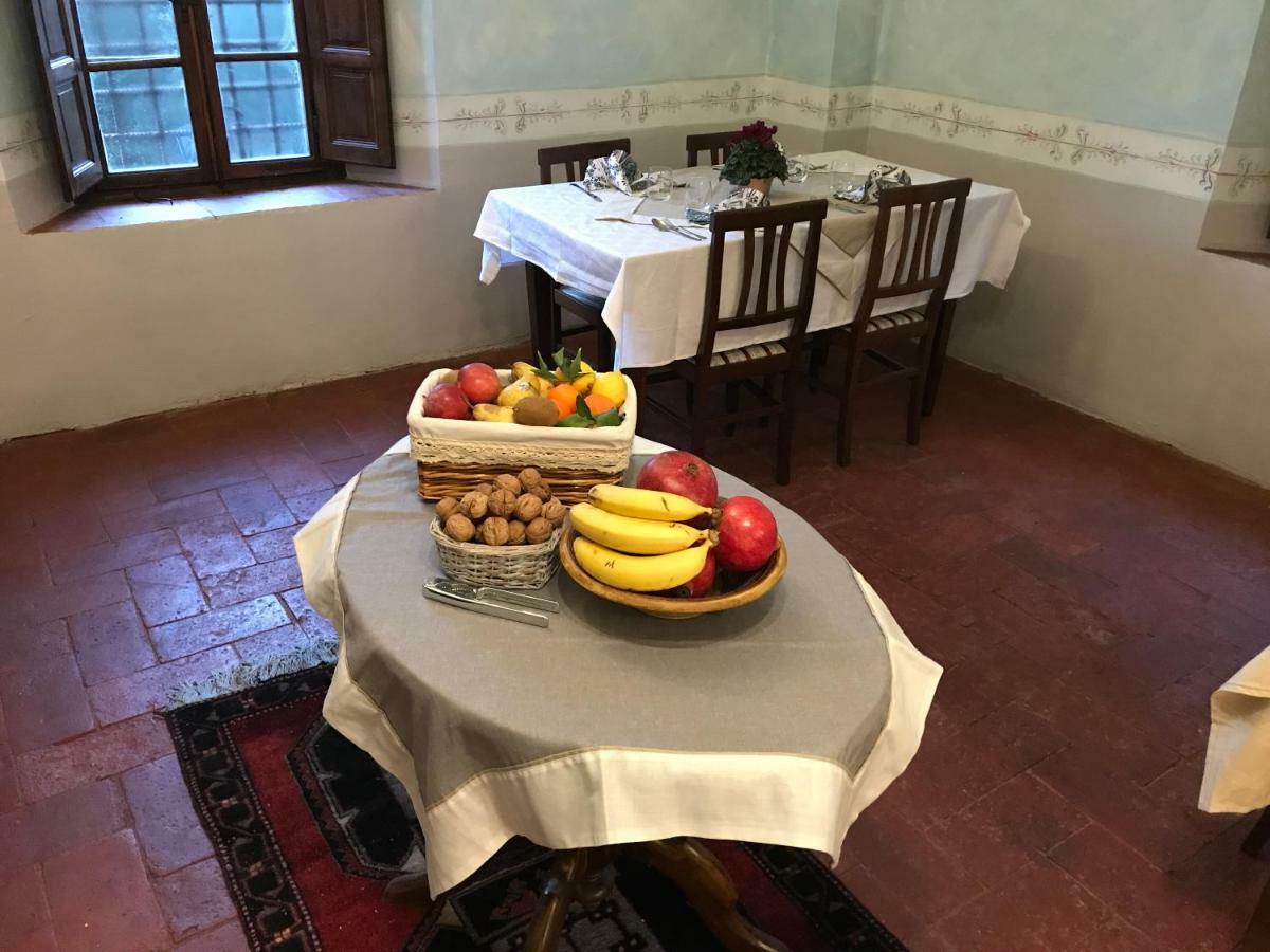 הוילה ארצו Castello Di Valenzano מראה חיצוני תמונה