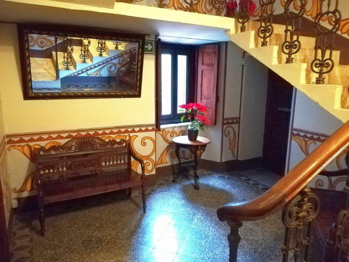 הוילה ארצו Castello Di Valenzano מראה חיצוני תמונה